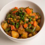 Hearty Vegetable Potato Curry: A Flavorful Comfort Dish