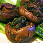 Flavor-Packed Vegan Stuffed Mushrooms with Garlic & Spinach