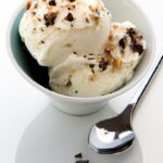 Stracciatella Gelato: Creamy Vanilla Meets Chocolate Shards