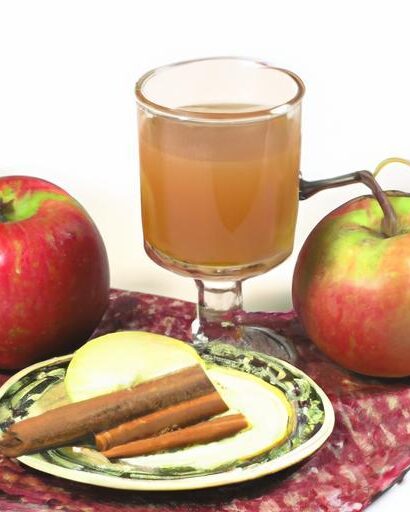 Cozy Up with Spiced Apple Cider: A Flavorful Fall Classic