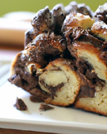 Decadent Chocolate Babka with Crunchy Streusel Topping Delight
