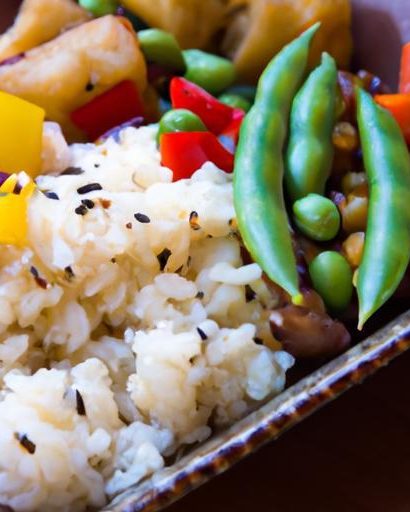 Fresh & Flavorful: Vegan Sushi Bowl with Rice and Veggies