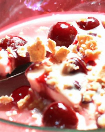 Cherry Cheesecake Fluff: Easy, No-Bake Dessert Delight
